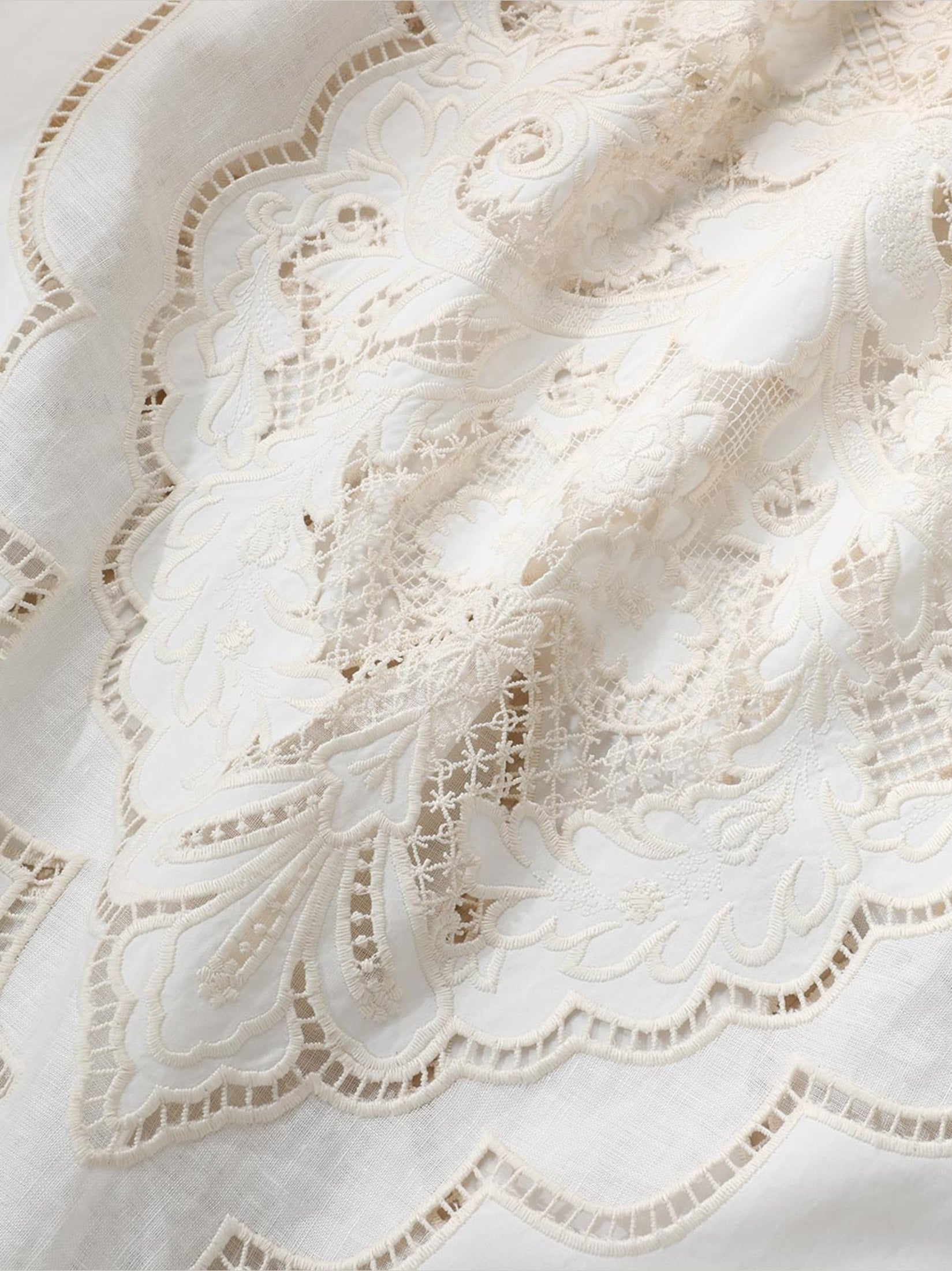 Daylight waisted dress