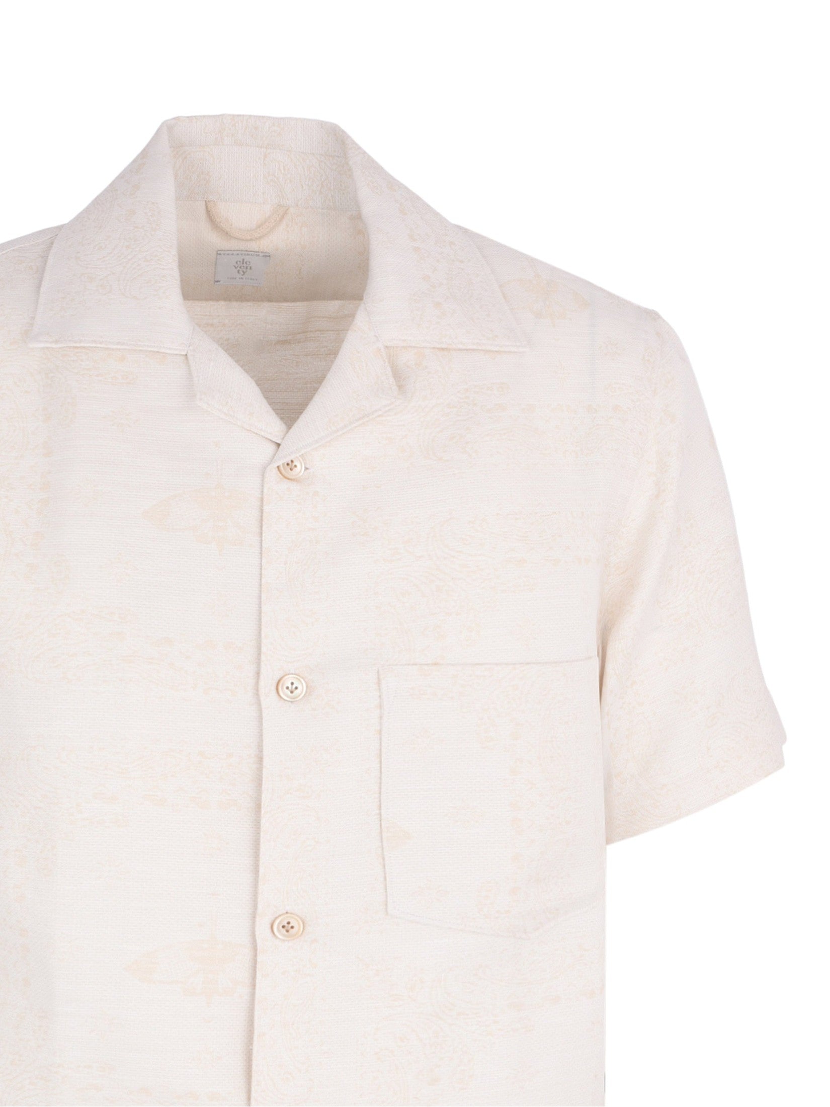 Short sleeves shirt