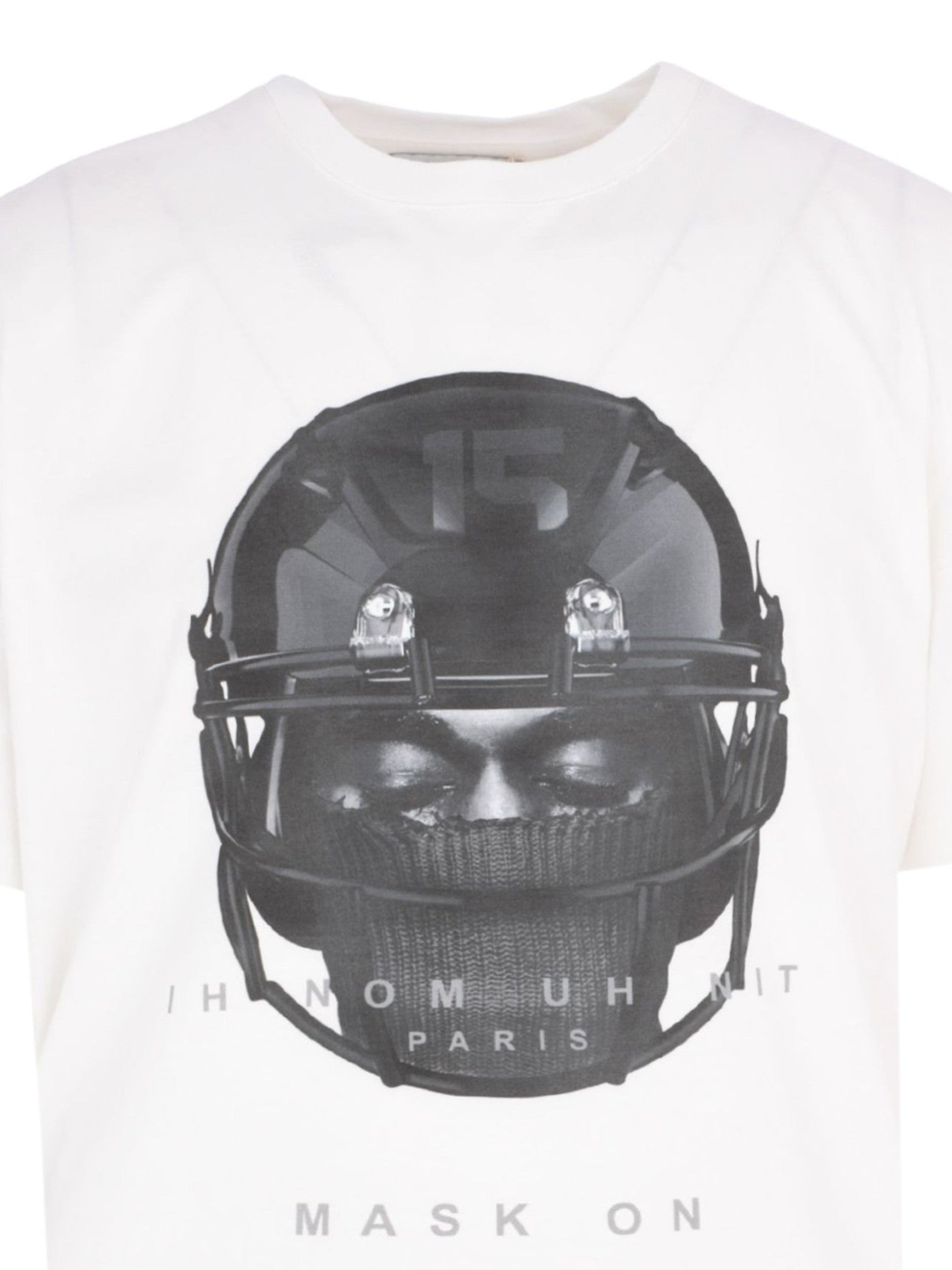 T-shirt nfl helmet on front