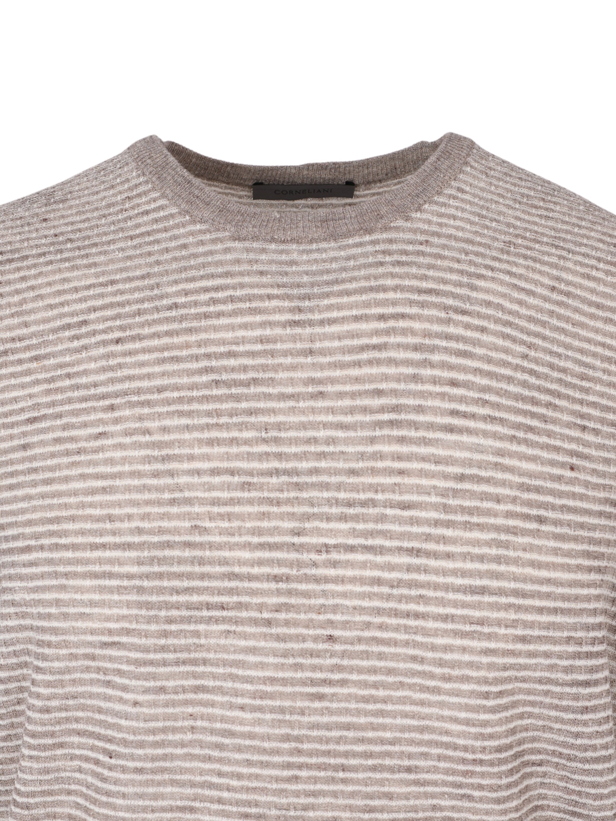 Knit shirt