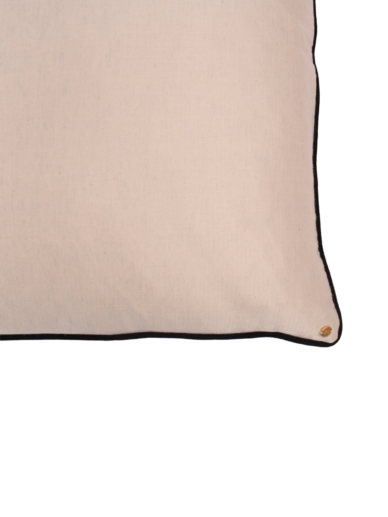 Kutnu double face strippd pillow