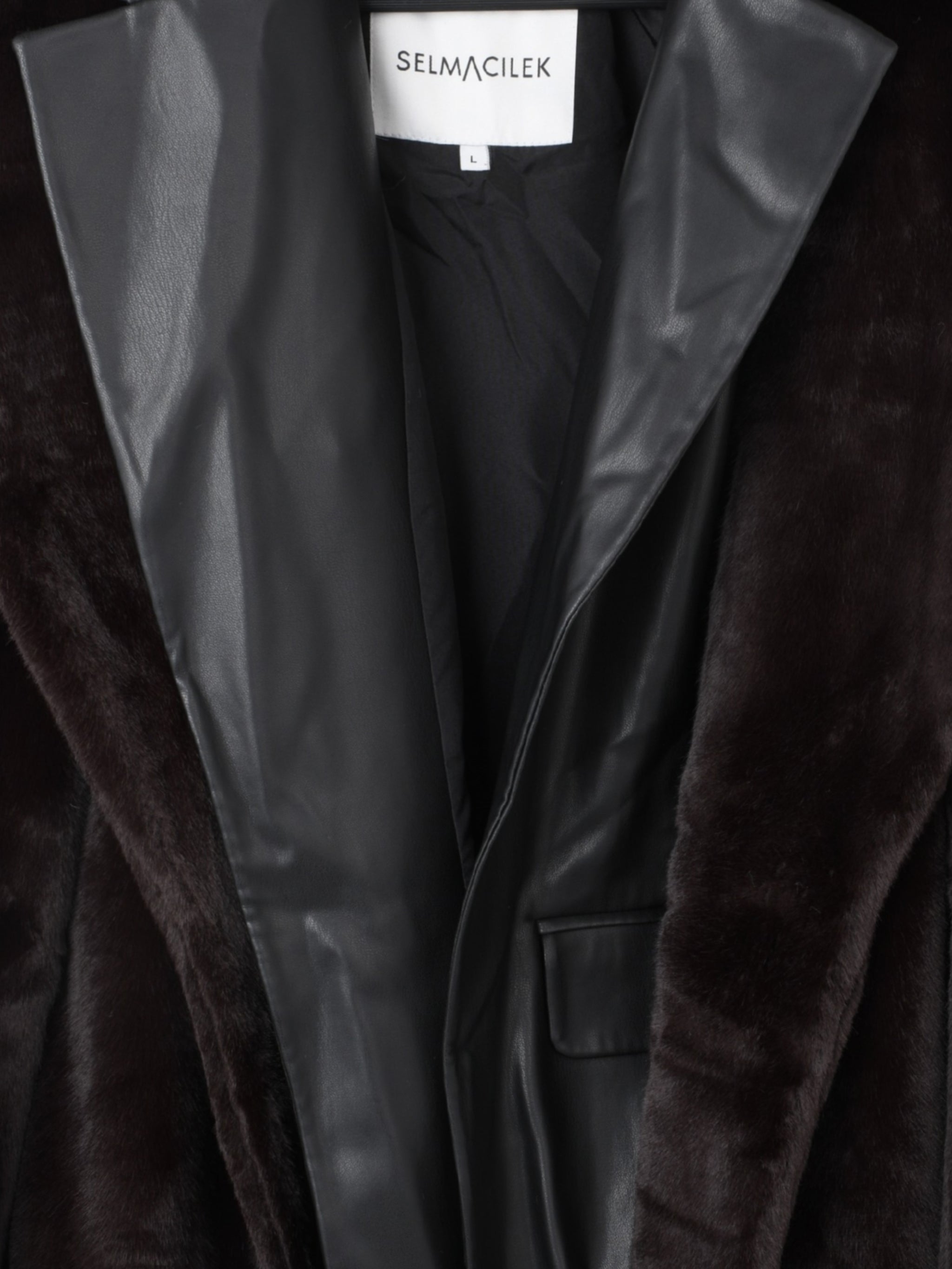 FAUX LEATHER BLAZER-DETAIL FAUX FUR COAT