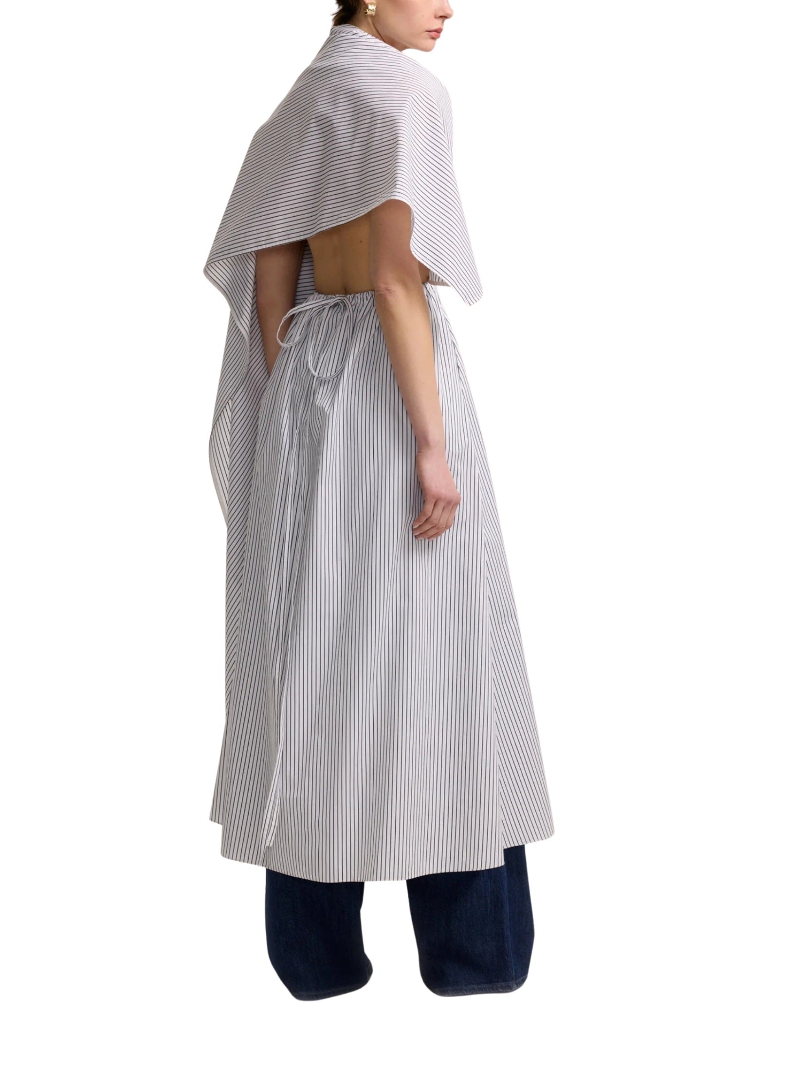 Cape look oversize dress