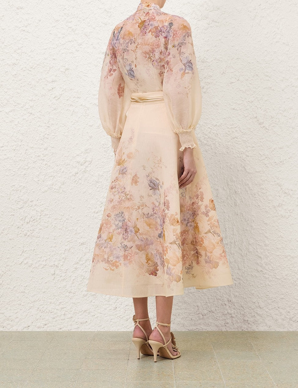 4.3594tf262.crf.cream-floral_1ed39b1e-0fa3-44f8-9a70-700dfcb6c875.jpg