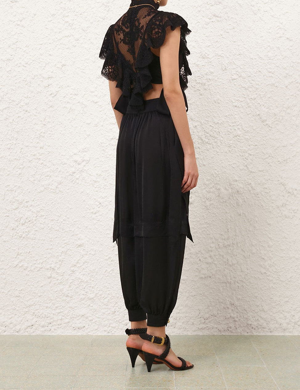 4.4843pf251.blk.black.jpg