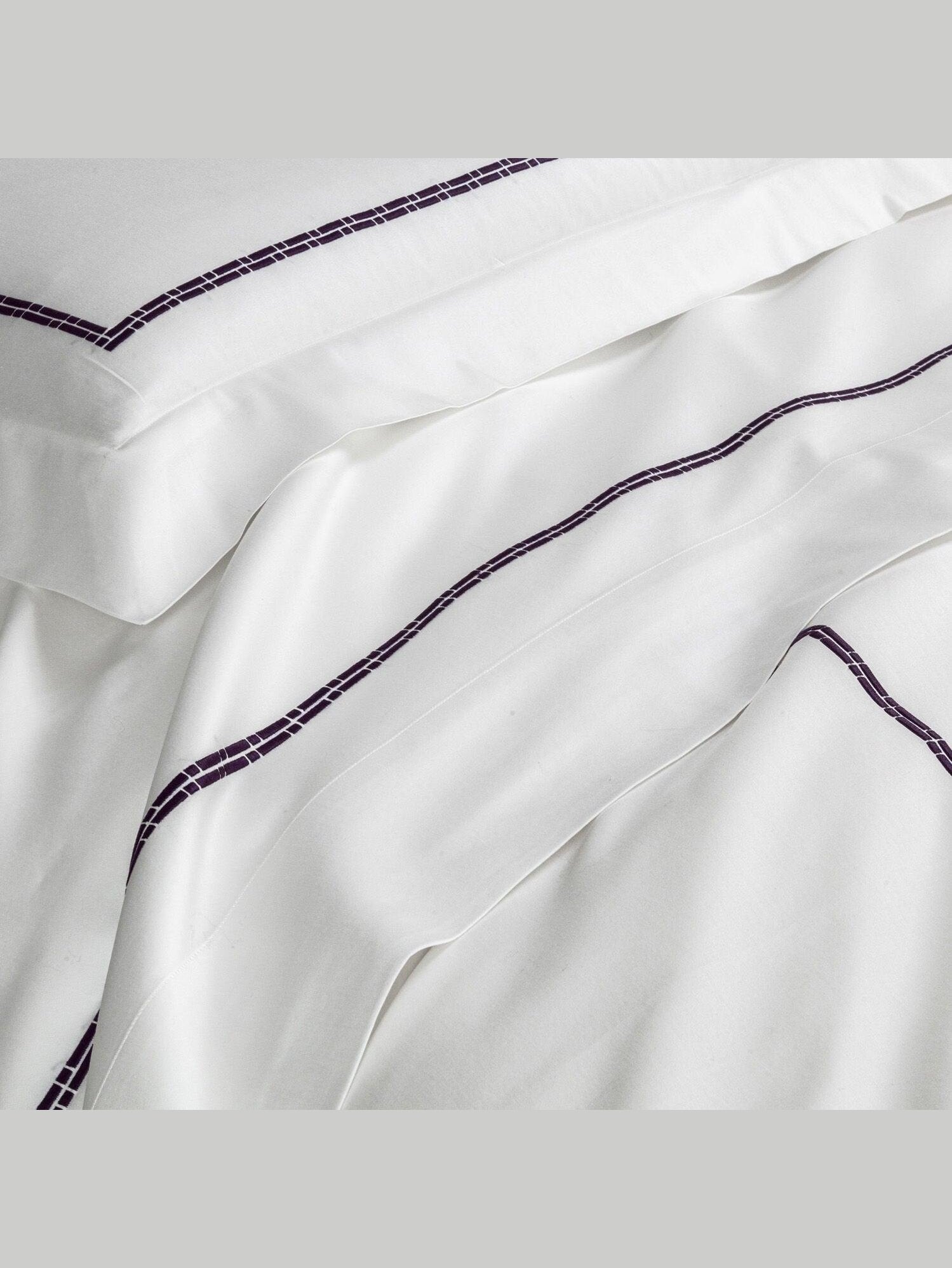 Affinity embroidery flat bedset