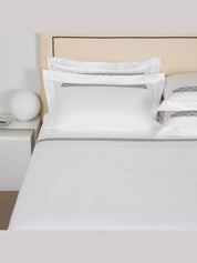 Basket weave embroidery flat bedset