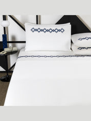 Twist embroidery duvet cover