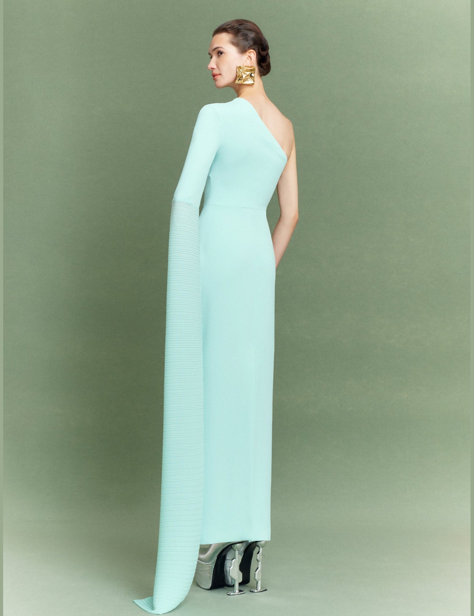 48_OS43022_SYLVIA_MAXI_DRESS_OPAL_063_R1_1944x_ba63a11c-f446-49ed-9614-3585876c1f79.jpg