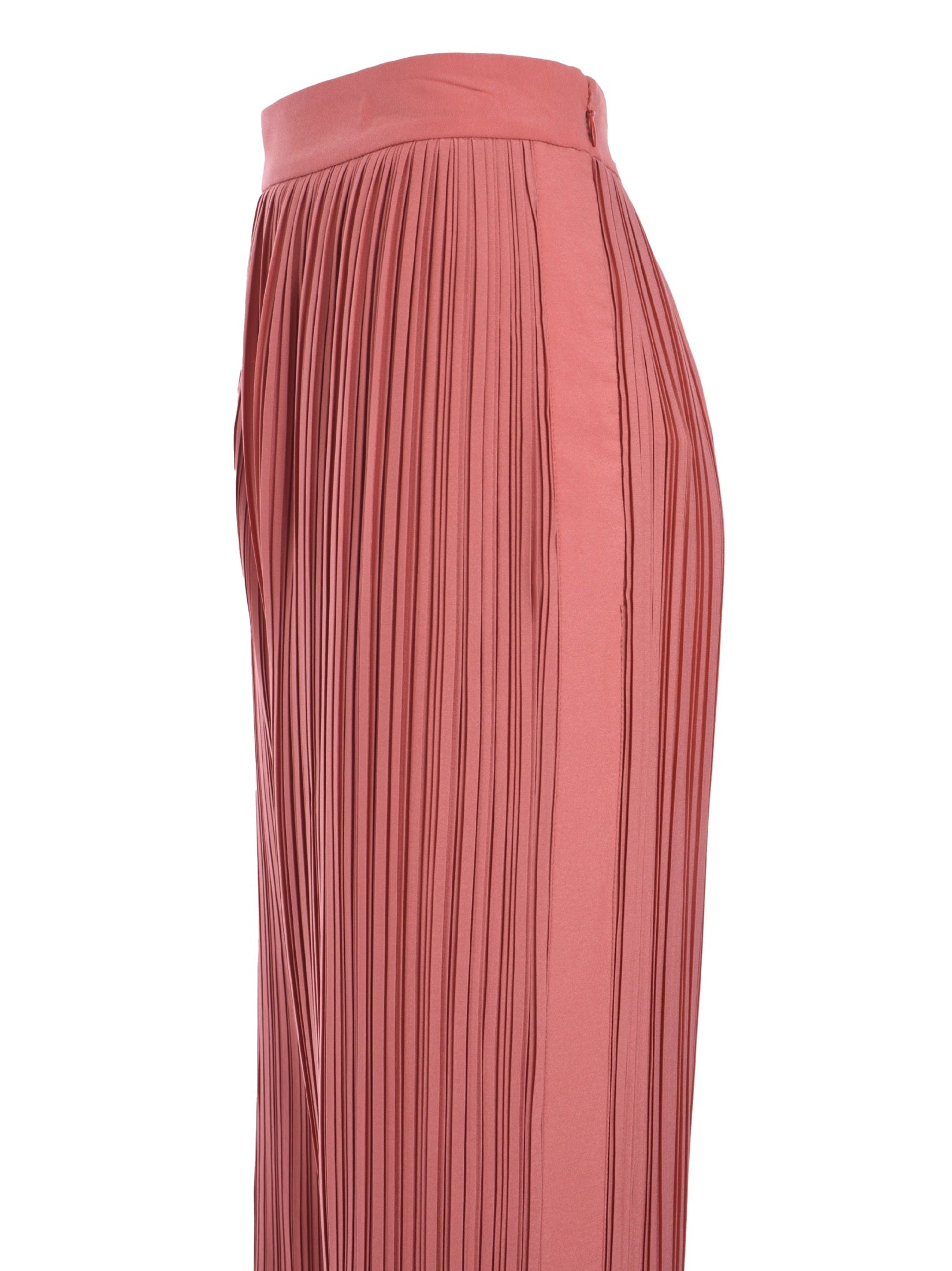 Pleated trousers