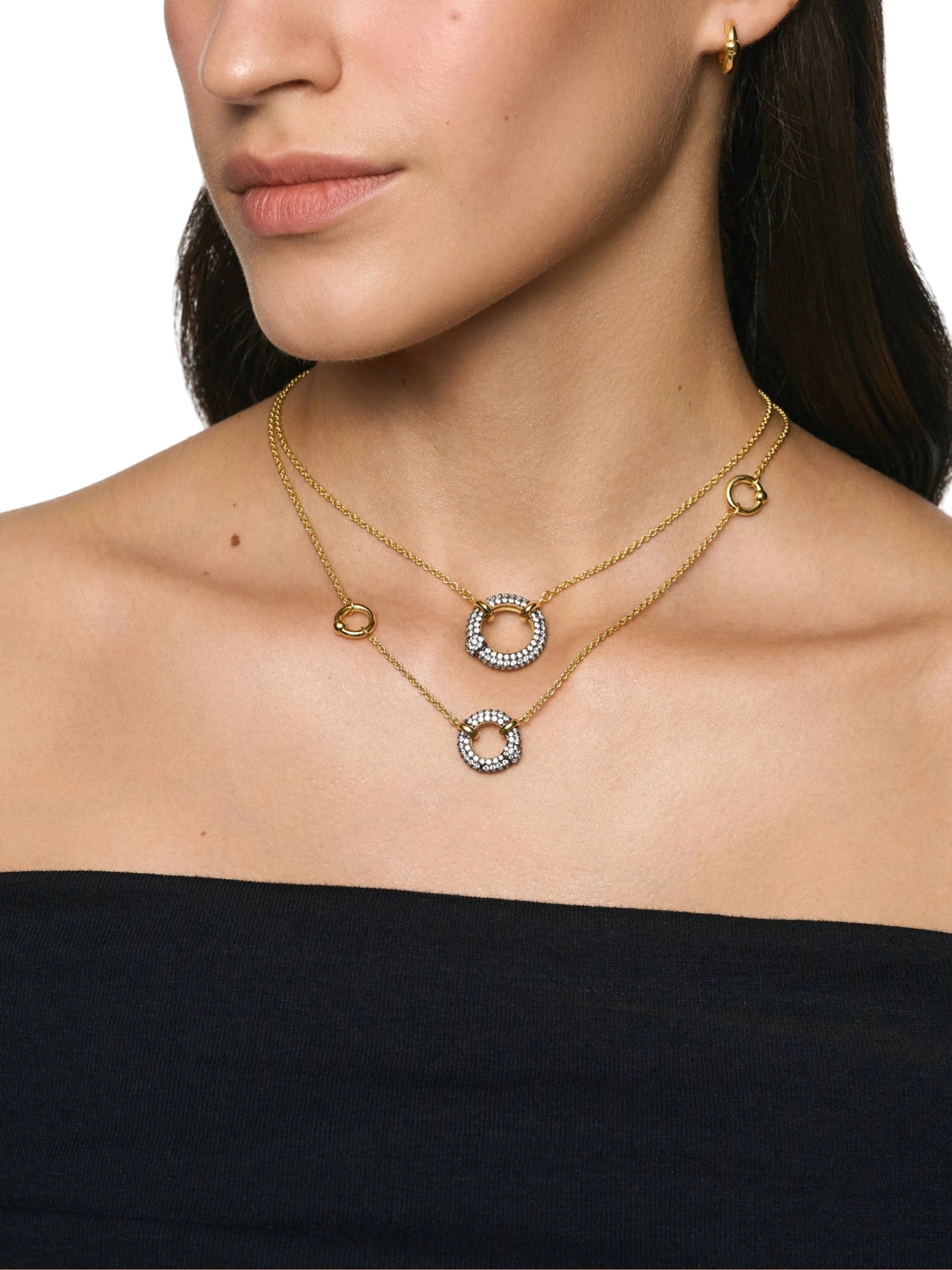 Crystal flow necklace