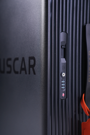 Buscar black cabin bag