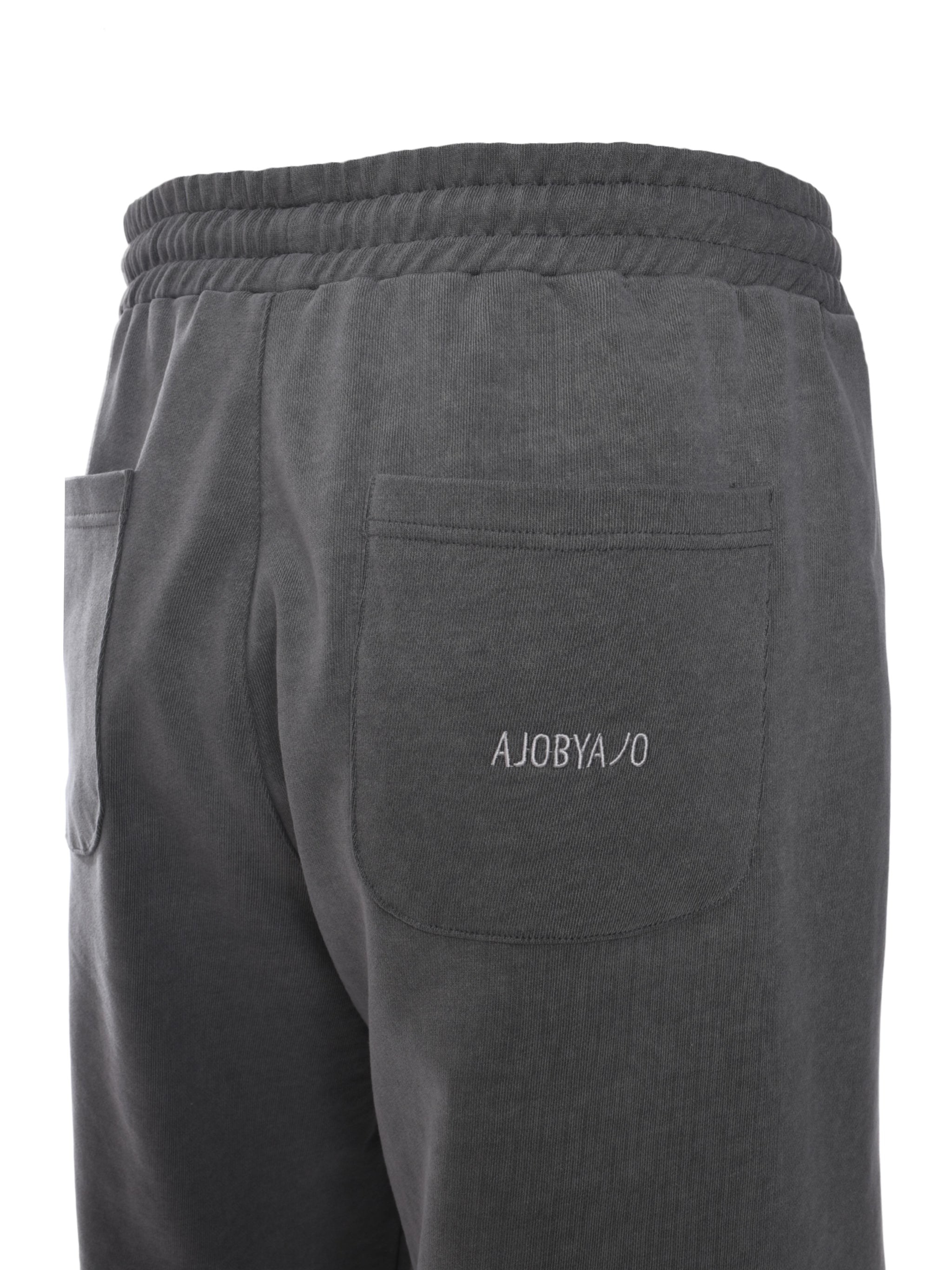 ONE TUCK JERSEY BERMUDA SHORTS