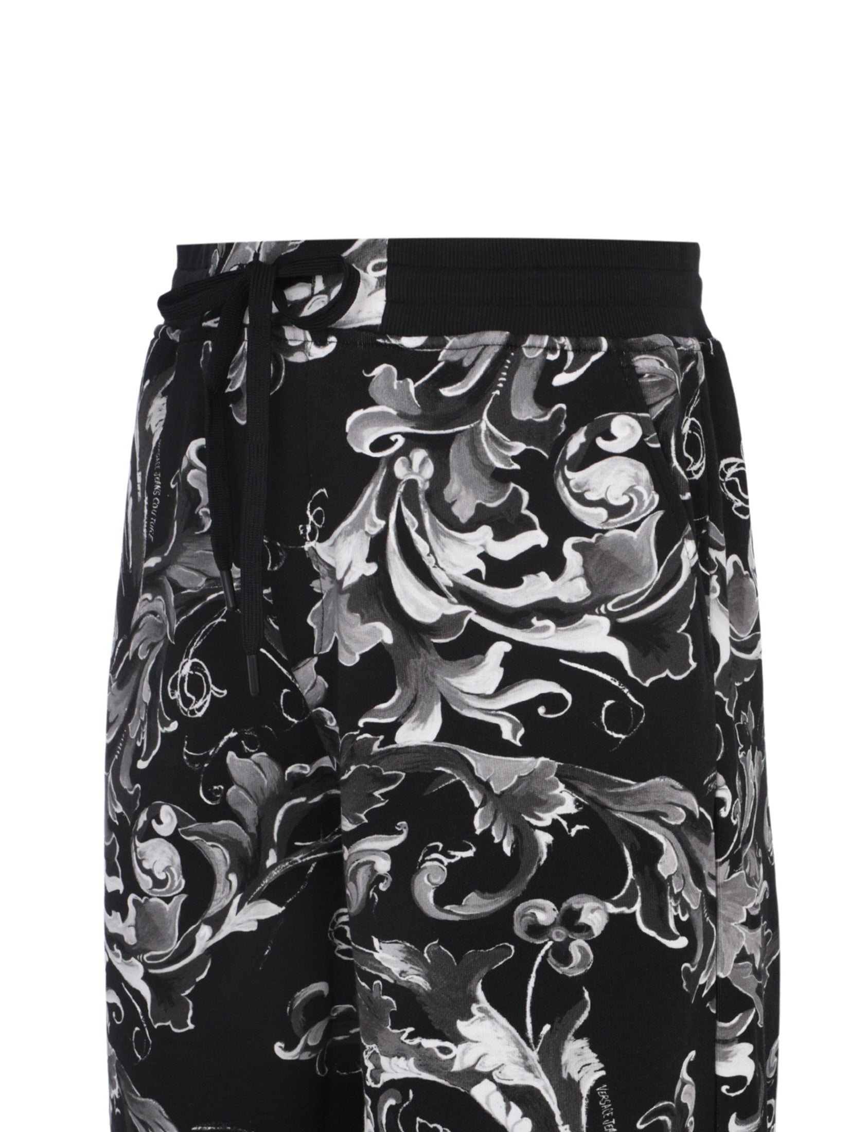 Versace jeans couture short porcelain baroque