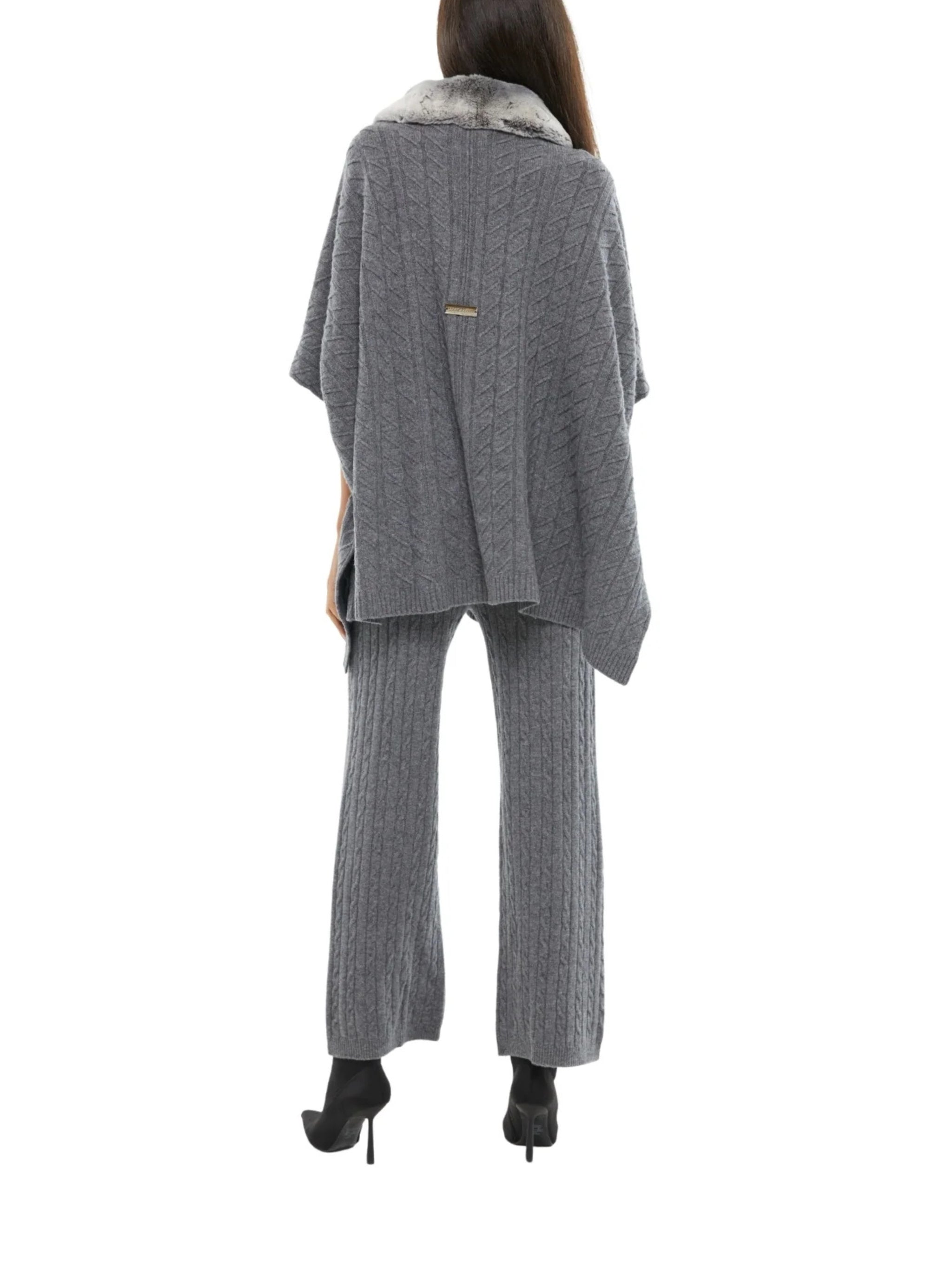 THE COLLAR DETAIL PONCHO IN STORM