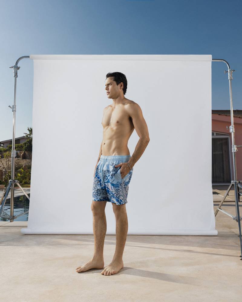 4d65d3a2-c5e4-431b-9fe4-f48548bba4cc-thumbnail-1000x1000-70.jpg
