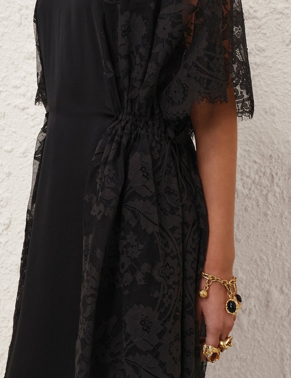 5.9586df261.blk.black.jpg