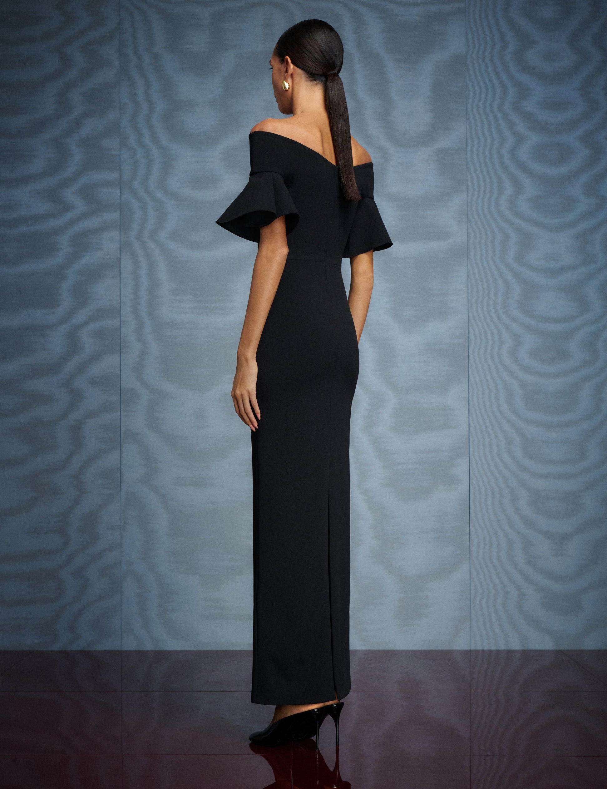 53_OS46003_CIELO_MAXI_DRESS_BLACK_0035_Rework_1944x_7c53c4c9-04bb-499d-a624-329d96cf9d54.jpg