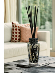 Totem 2L Black Pearls Luxury Bottle Diffuser Medium