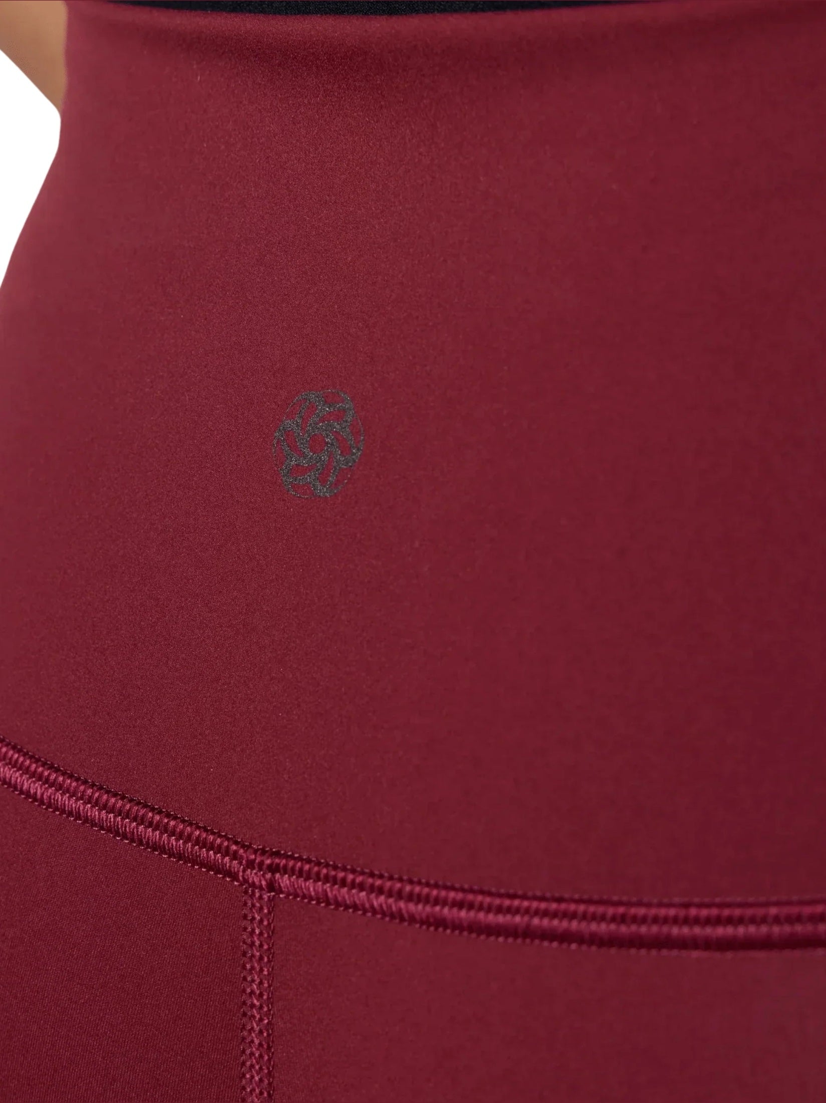 Sculpting compression legging