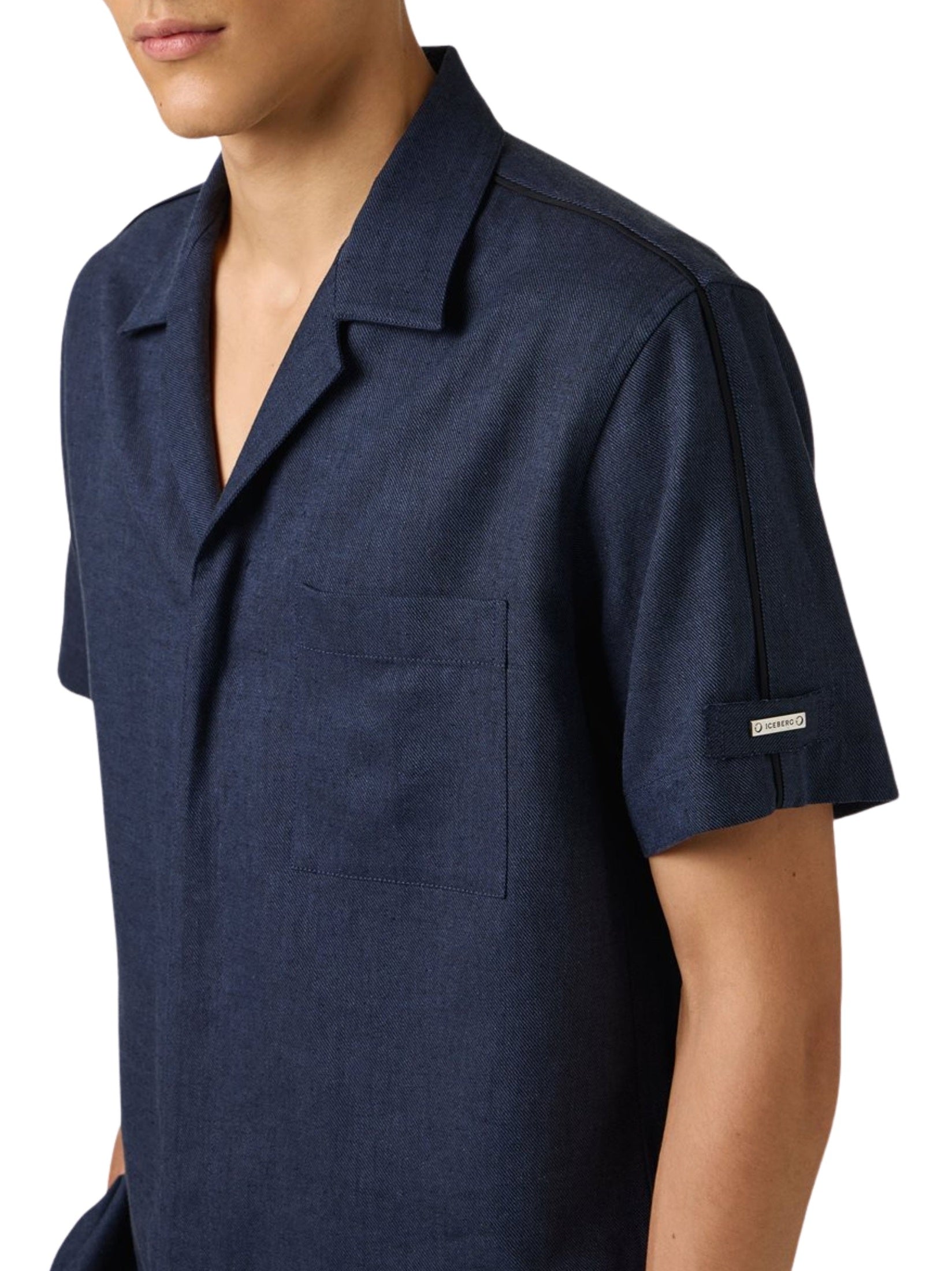 Woven shirt