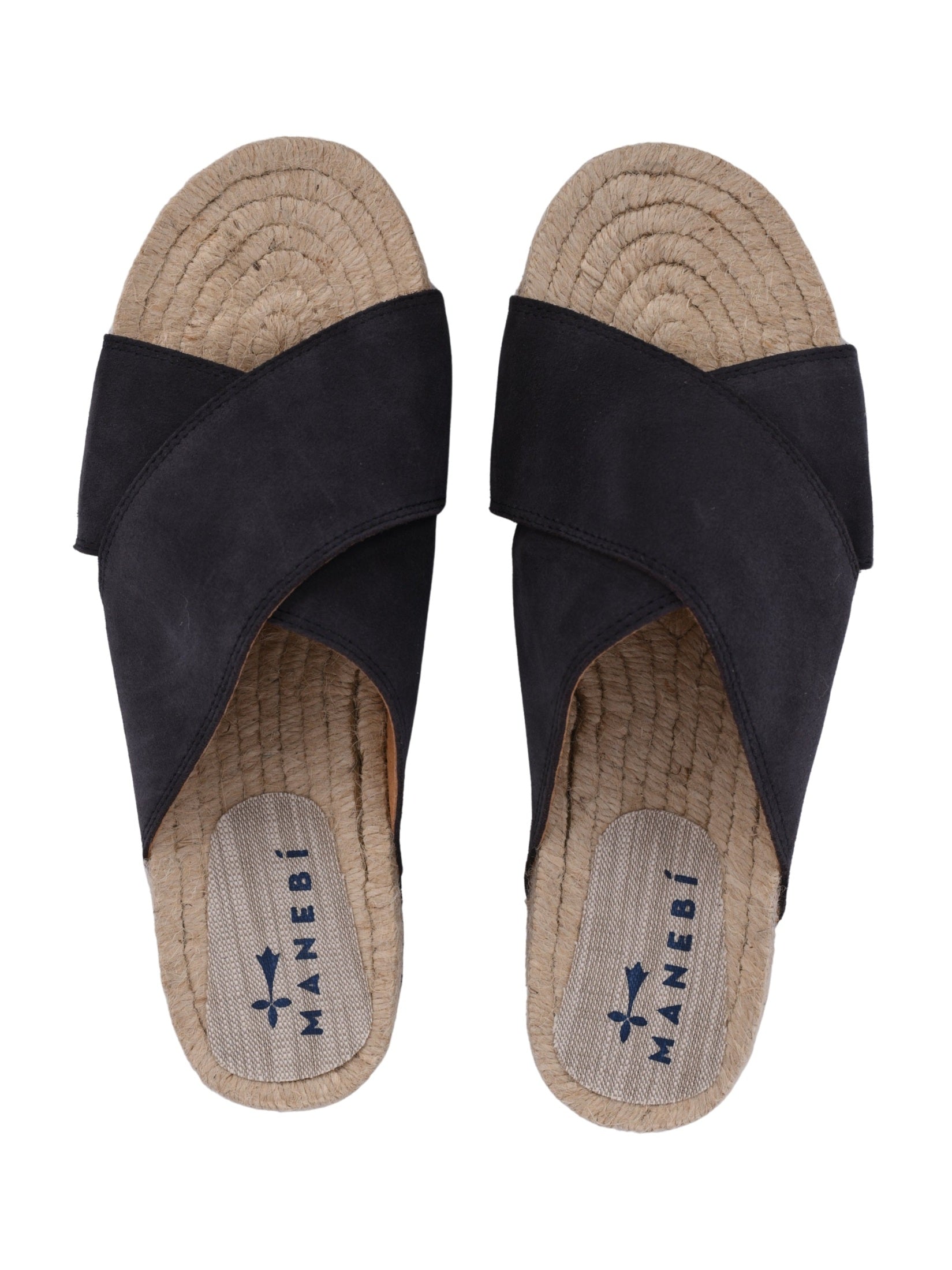 Crossed bands sandals