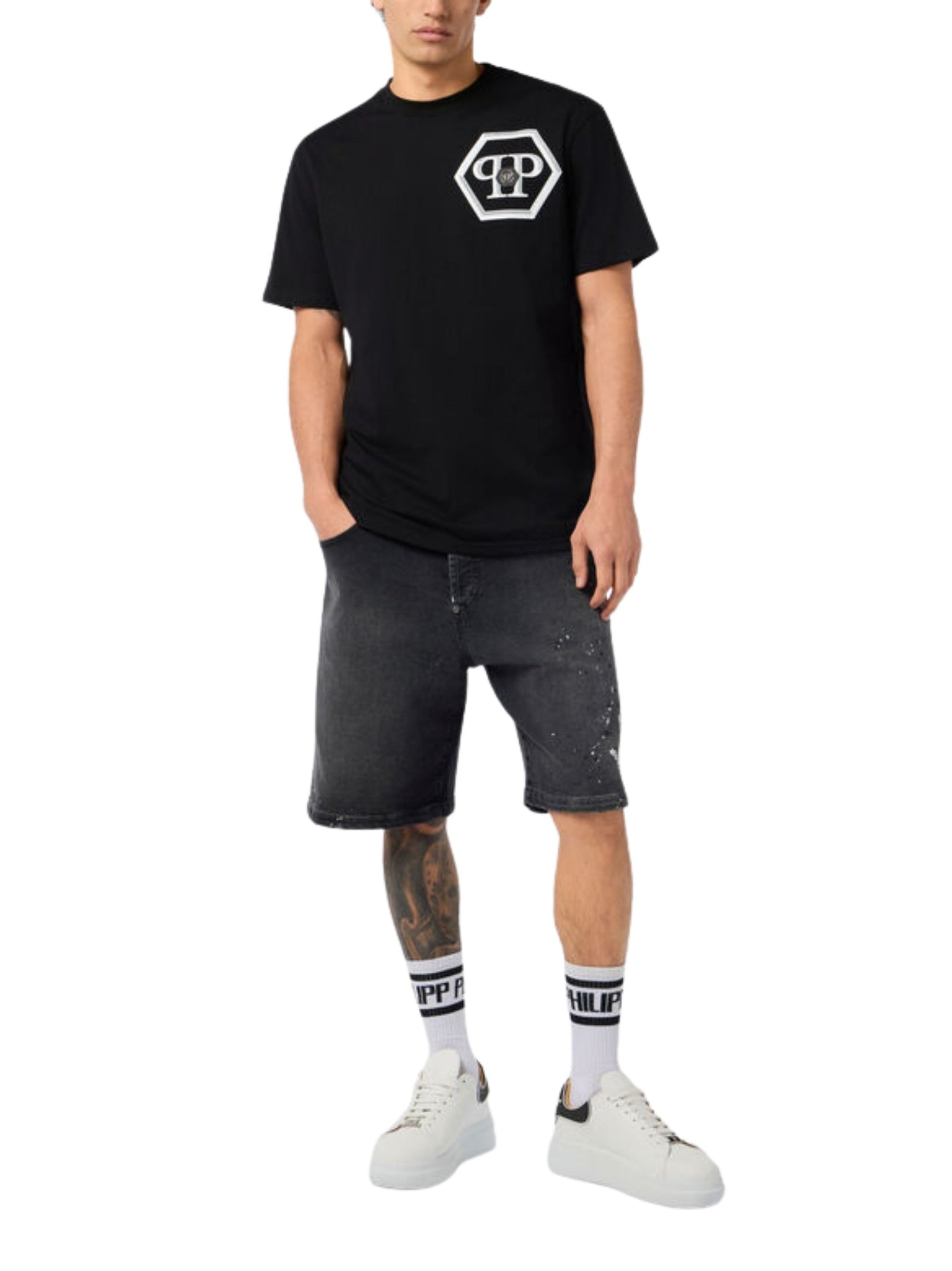 Round neck t-shirt lines hexagon