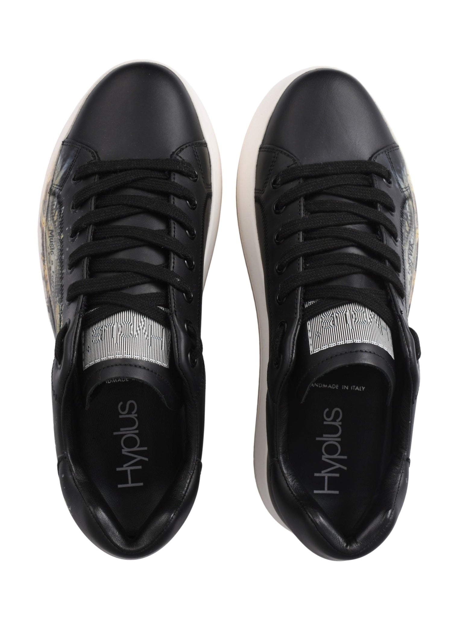 Sneaker contact headphones