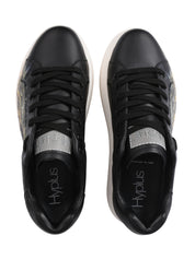 Sneaker contact headphones