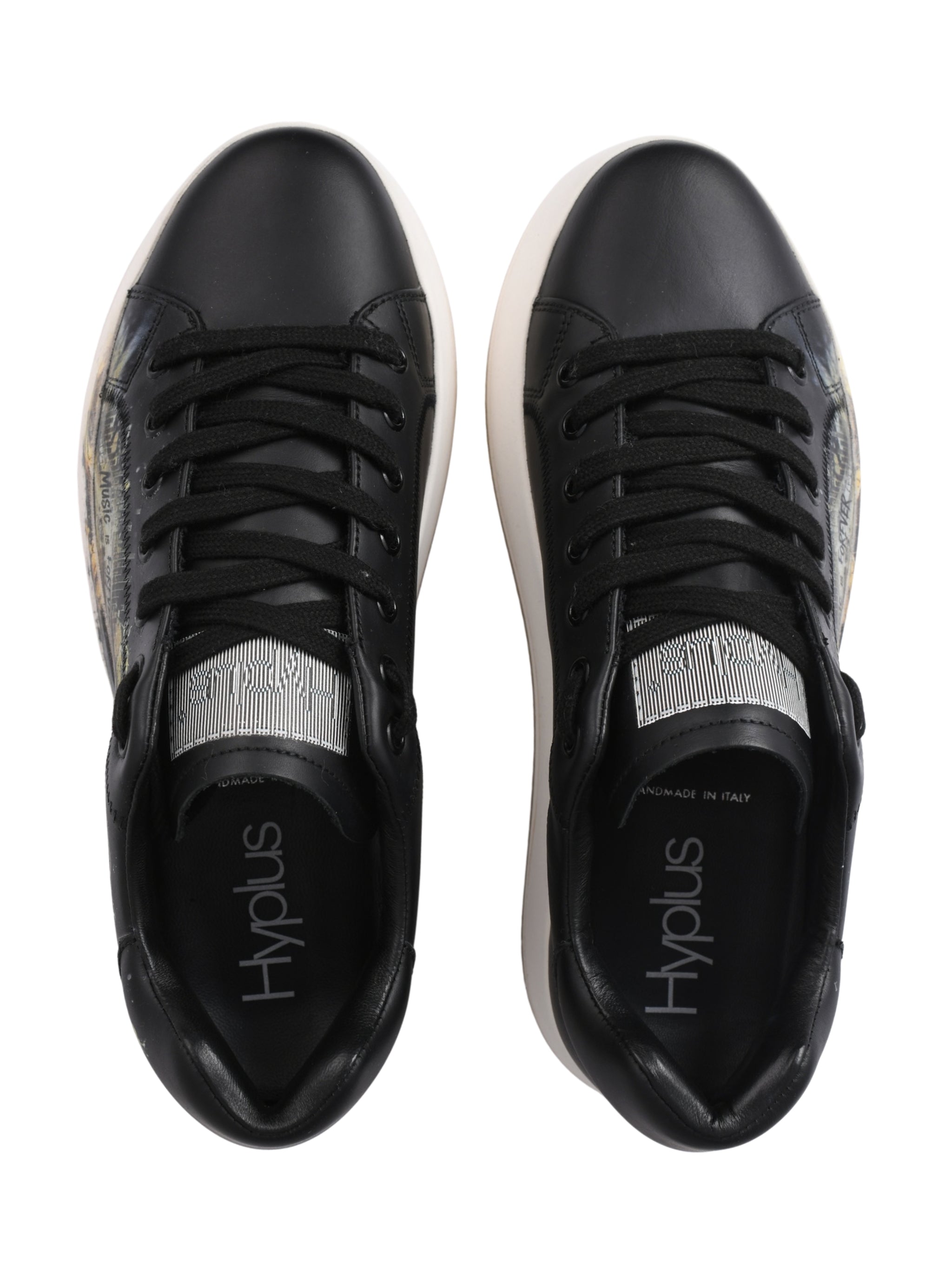 Sneaker contact headphones