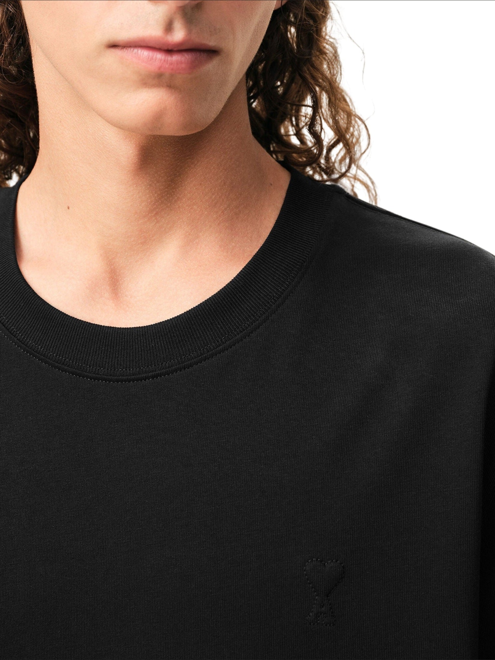 Tshirt with tonal embossed ami de coeur