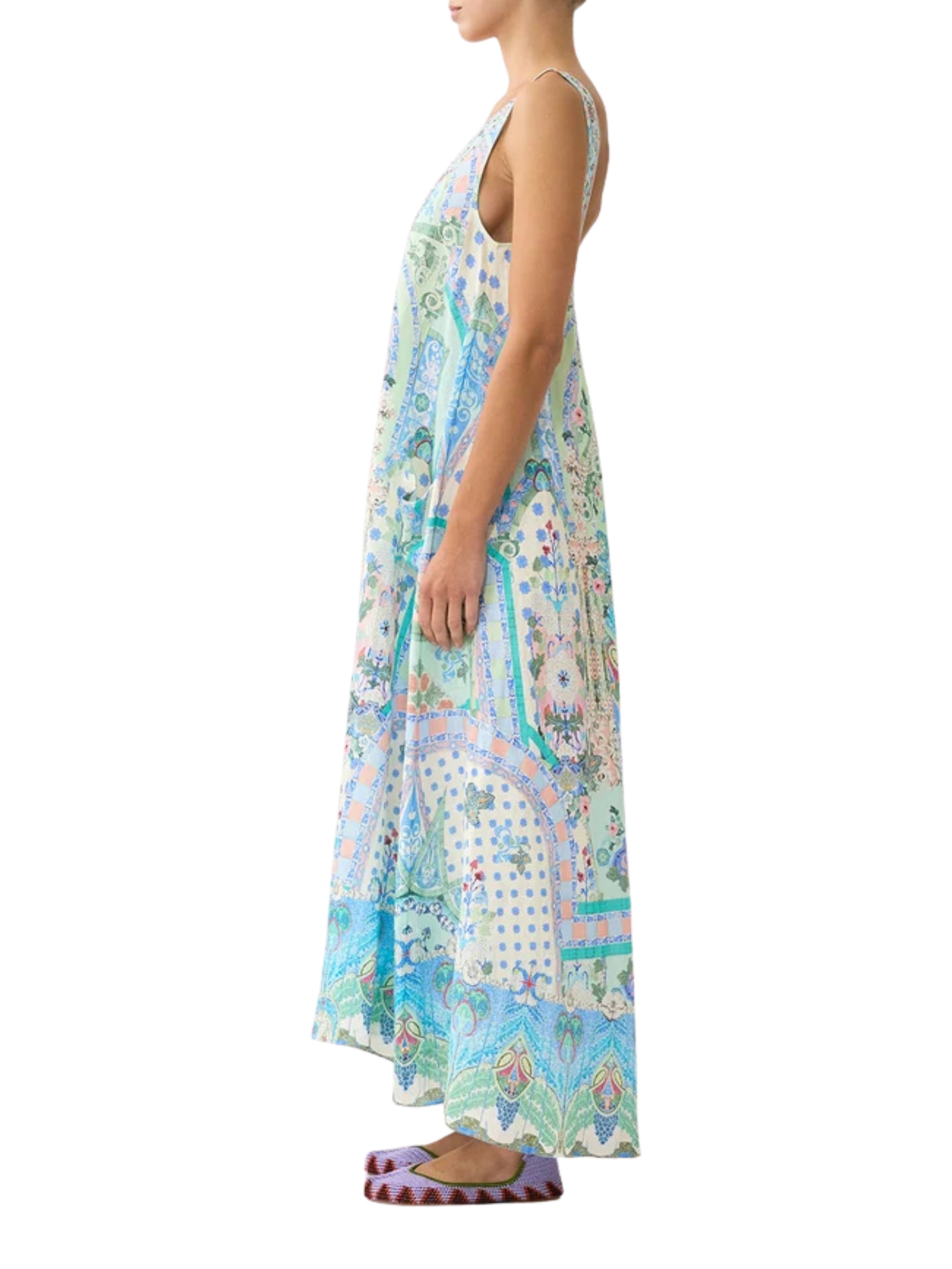 V neck pocket dress with low back