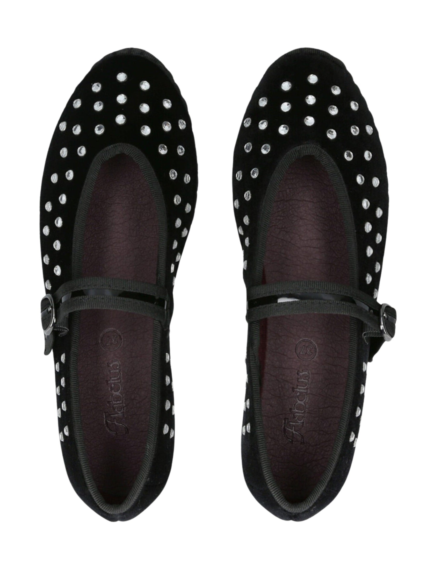 Mae silver black