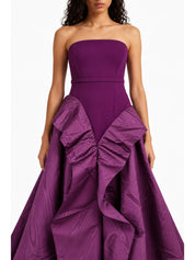 Strapless gown with contrast flare detail