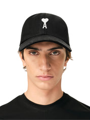 Ami de coeur felt cap