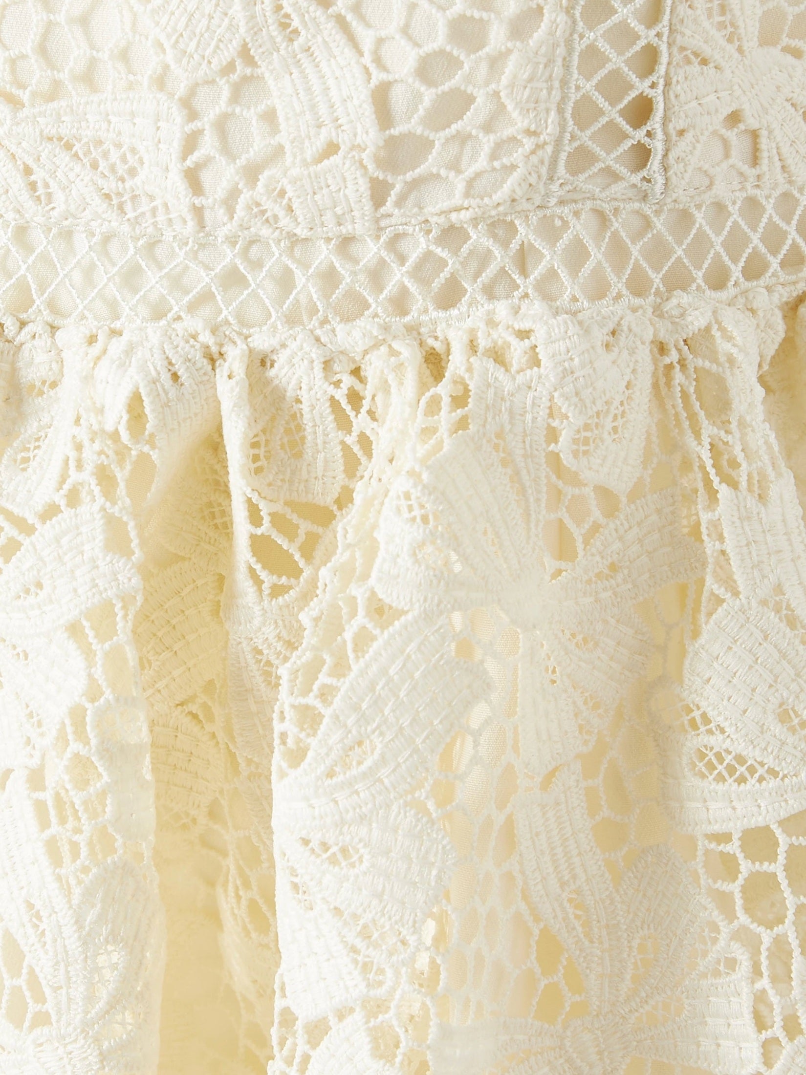 White bow lace dress