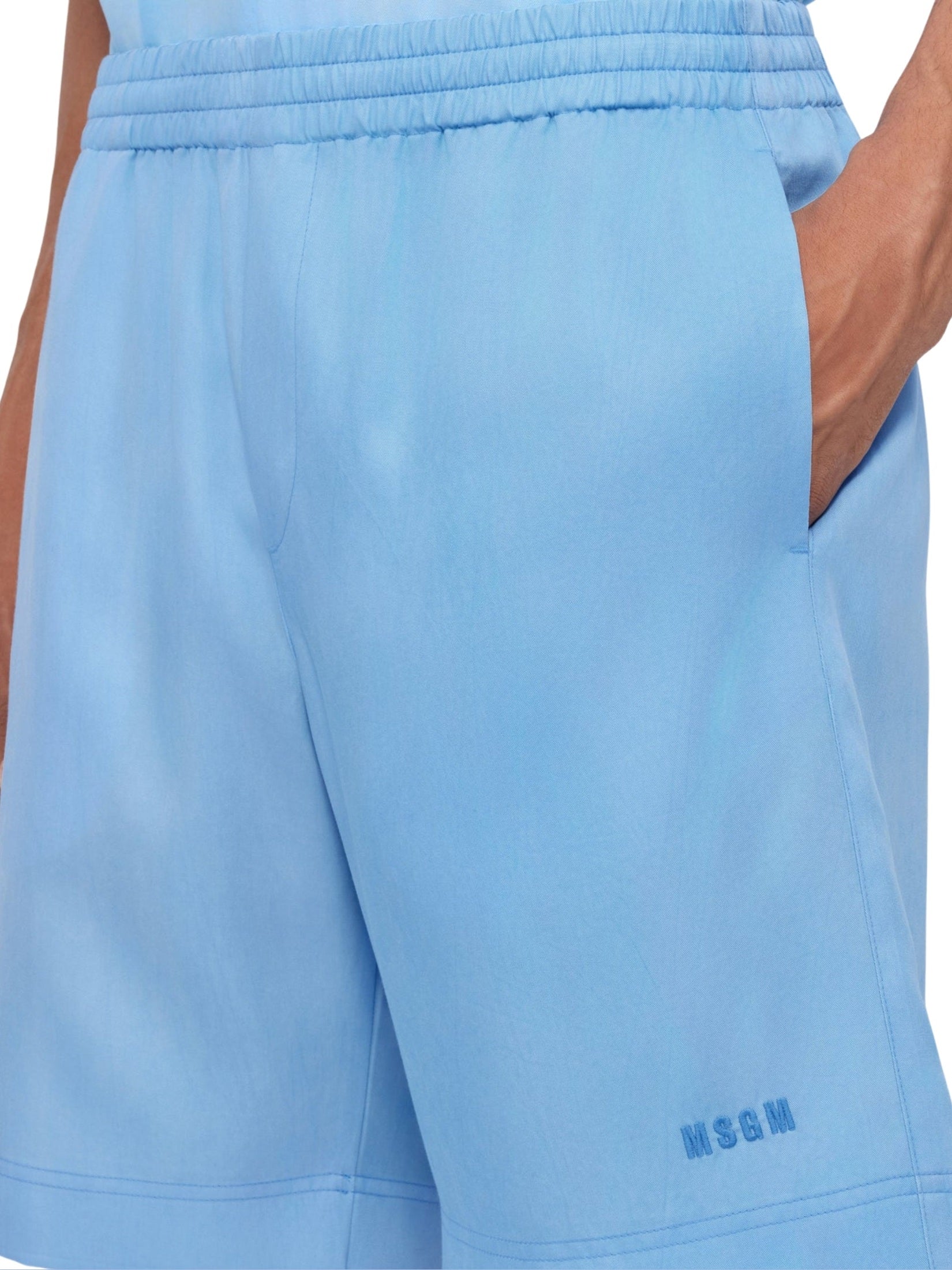 Light blue lyocell Bermuda shorts