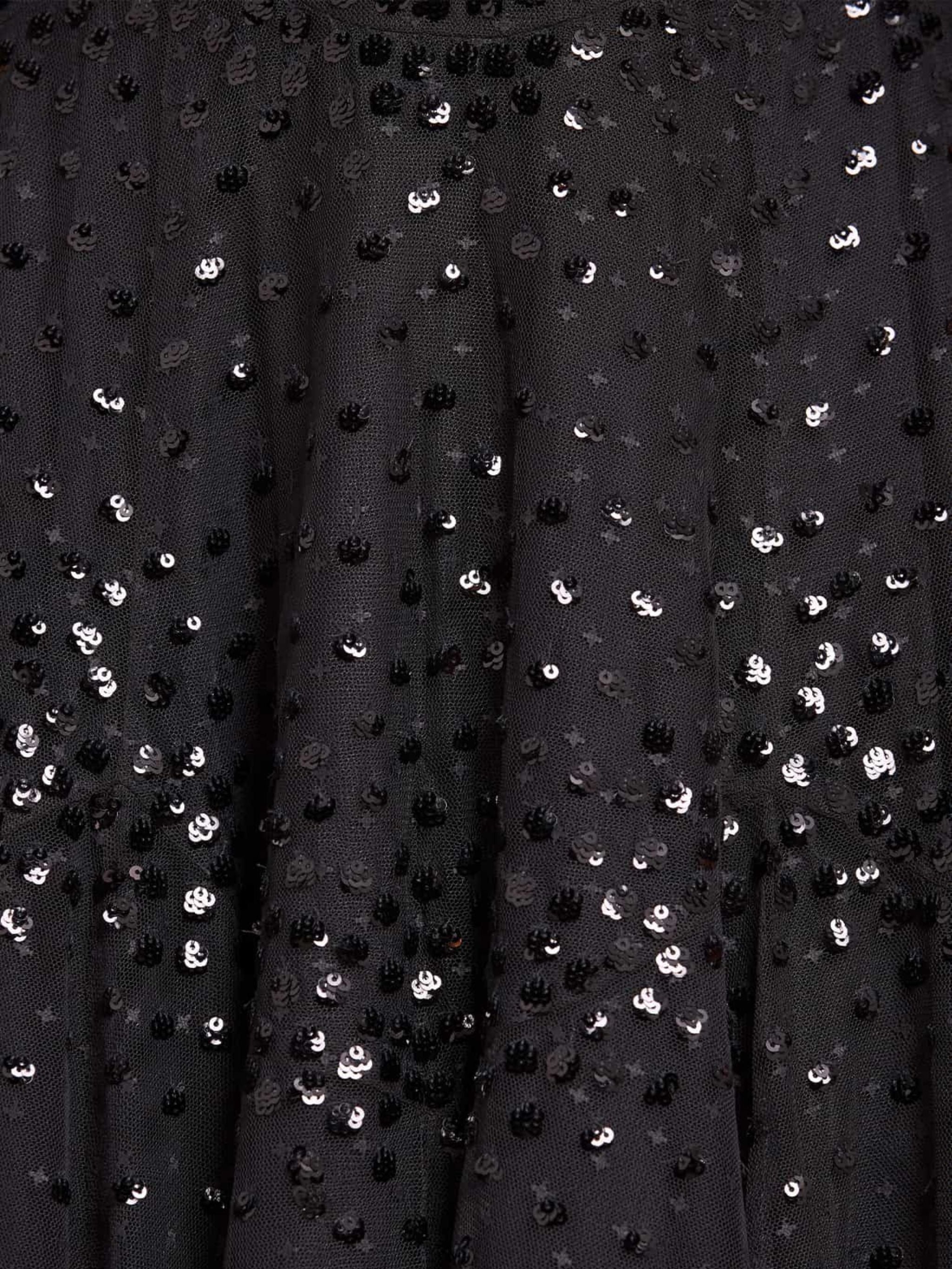 SCALLOP SEQUIN ROUND NECK ANKLE GOWN