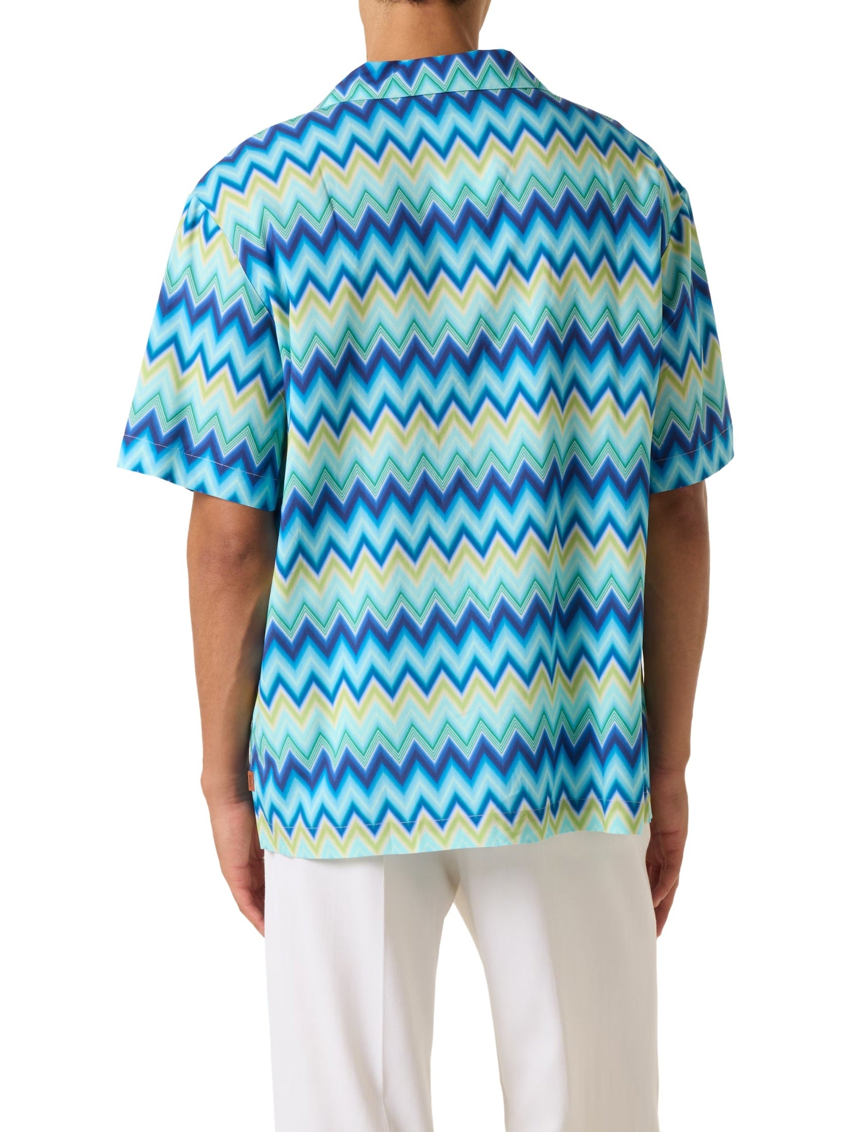 Short sleeve shirt