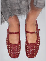 Yeida dark red ballerinas