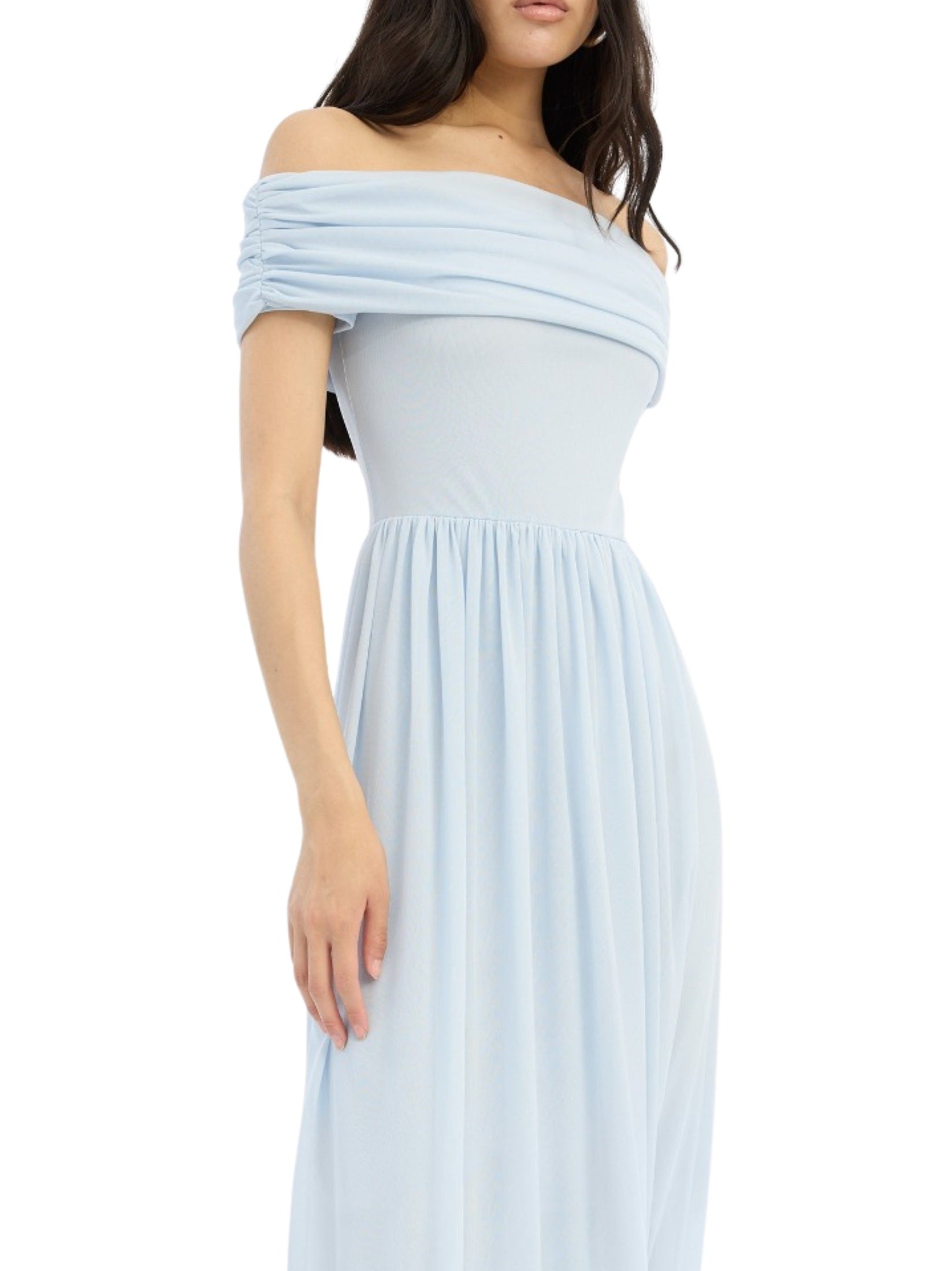 Off-shoulder maxi dress