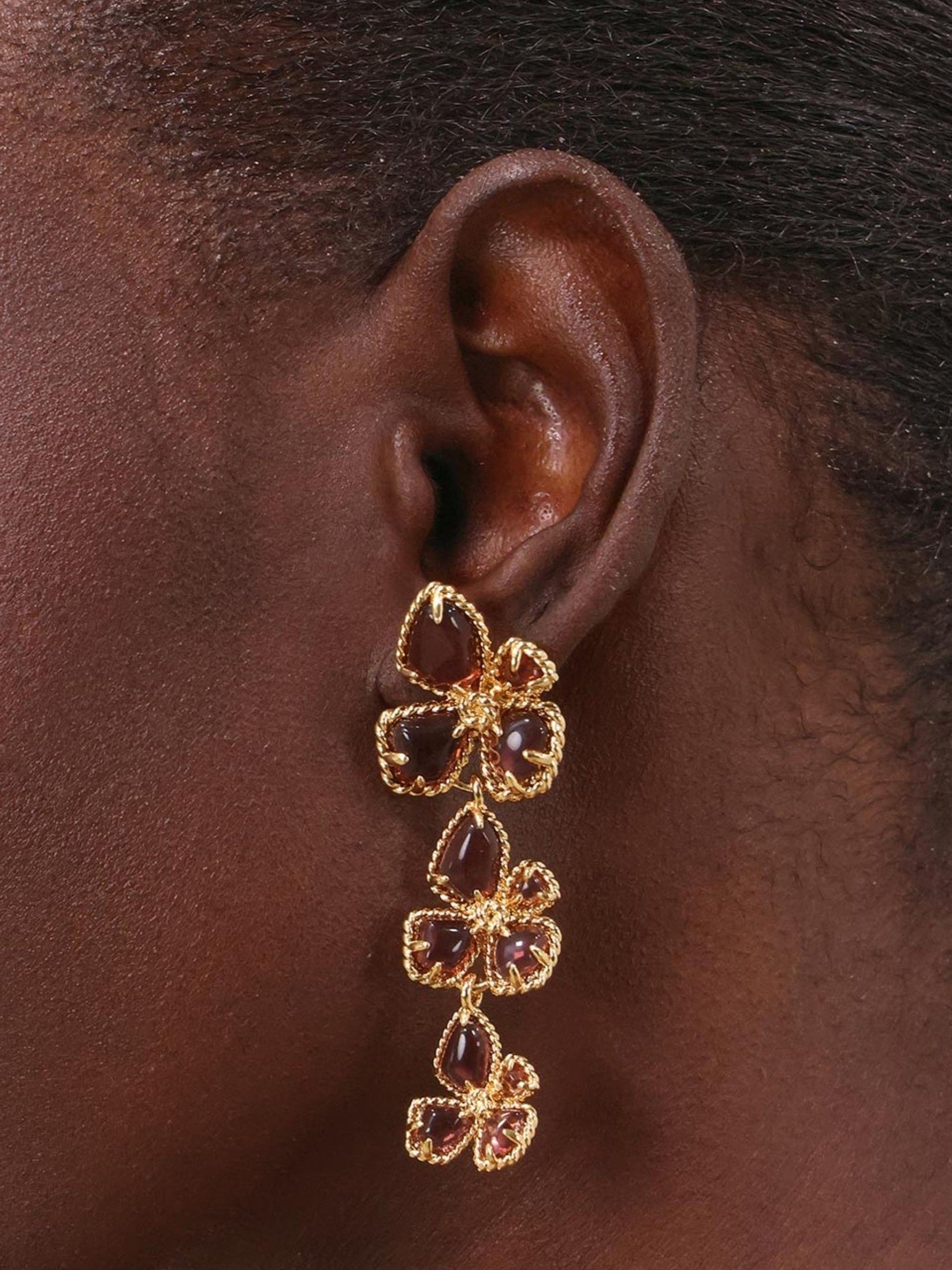 Bloom large dangles