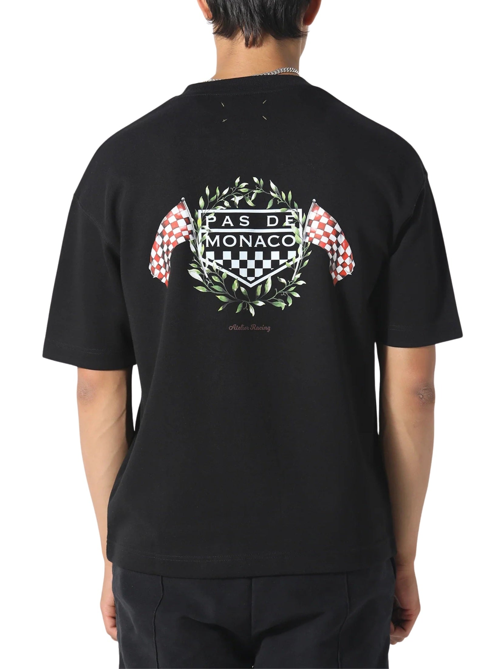 La race t-shirt