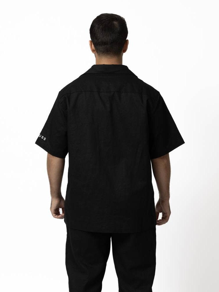 Black short sleeve shirt
