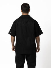 Black short sleeve shirt