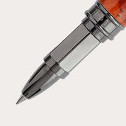 قلم تيتانيوم وأخضر مصنوع يدويًا