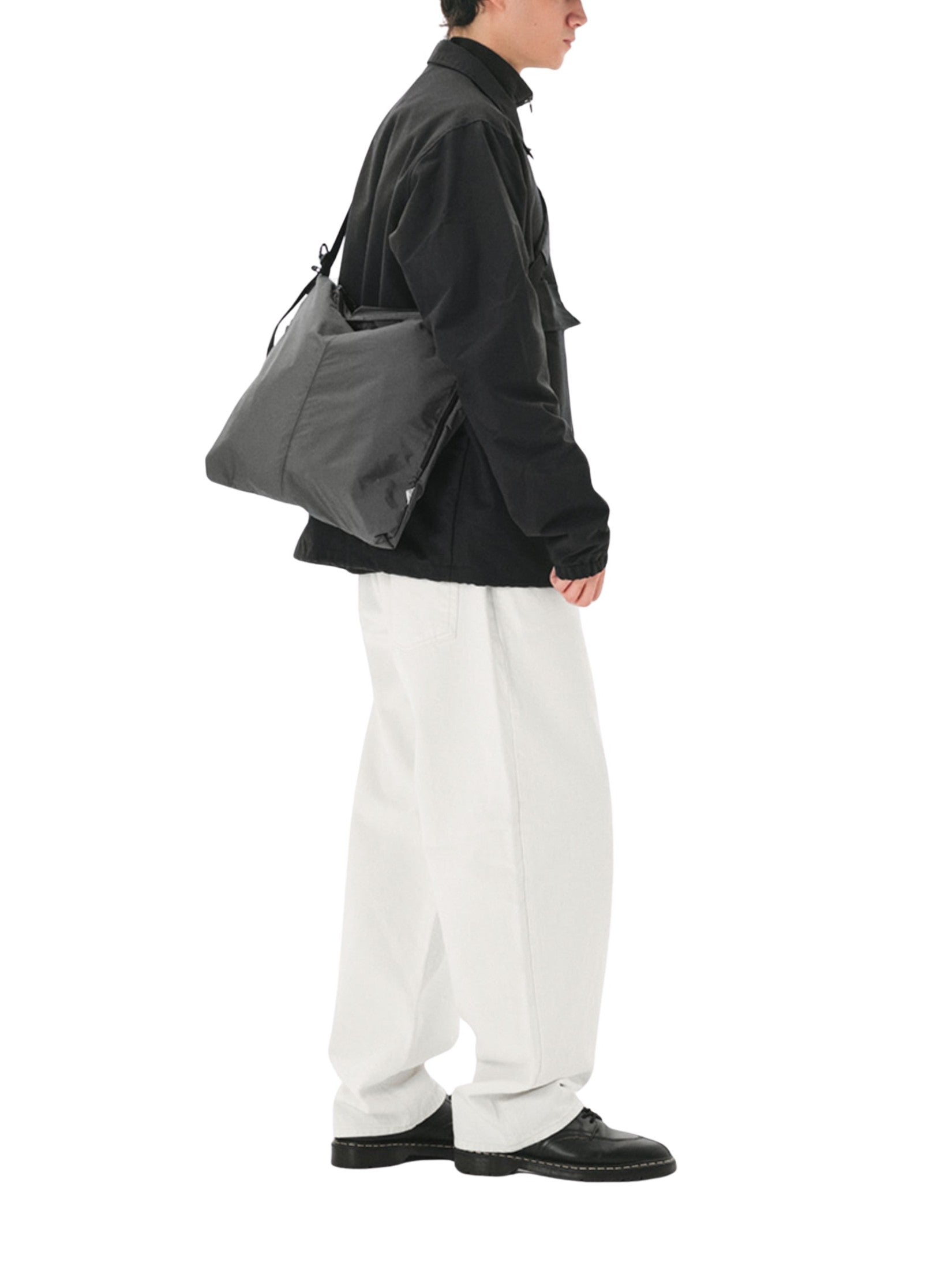 City utility shoulder bag