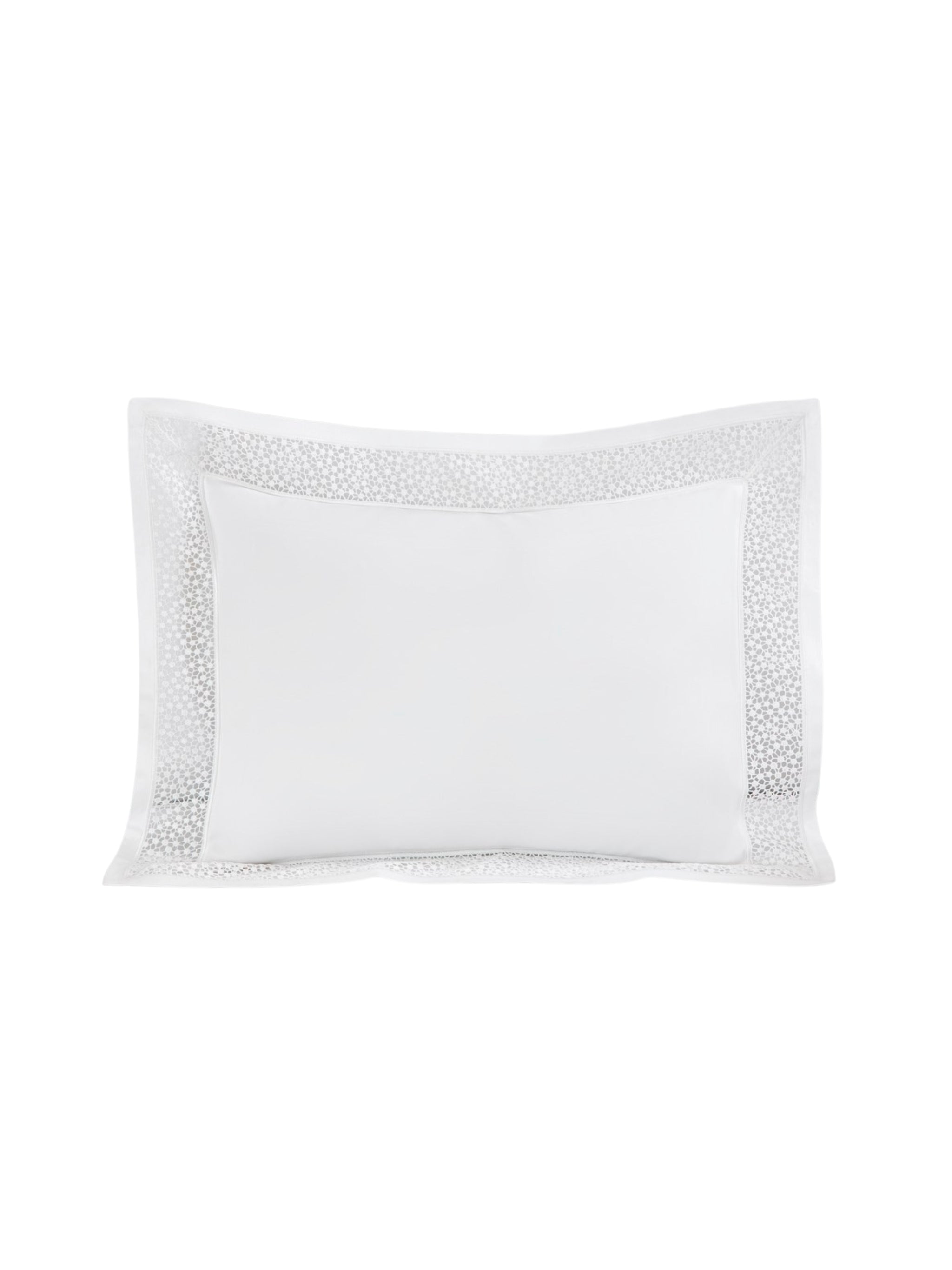 Forever lace sham 4b