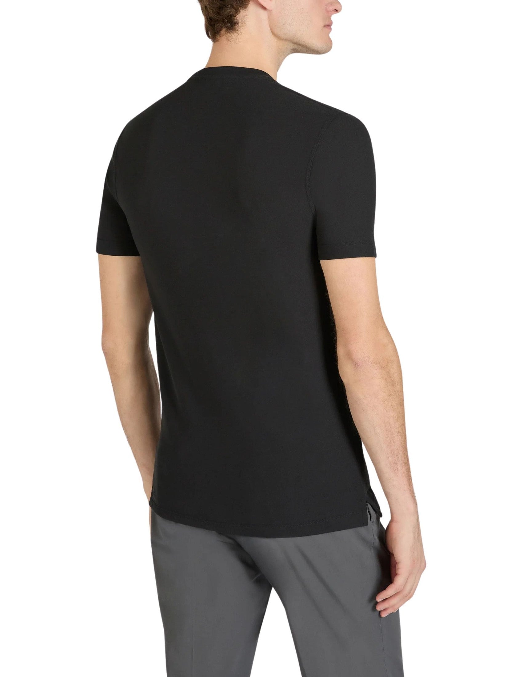 Short sleeve round neck men's t-shirt