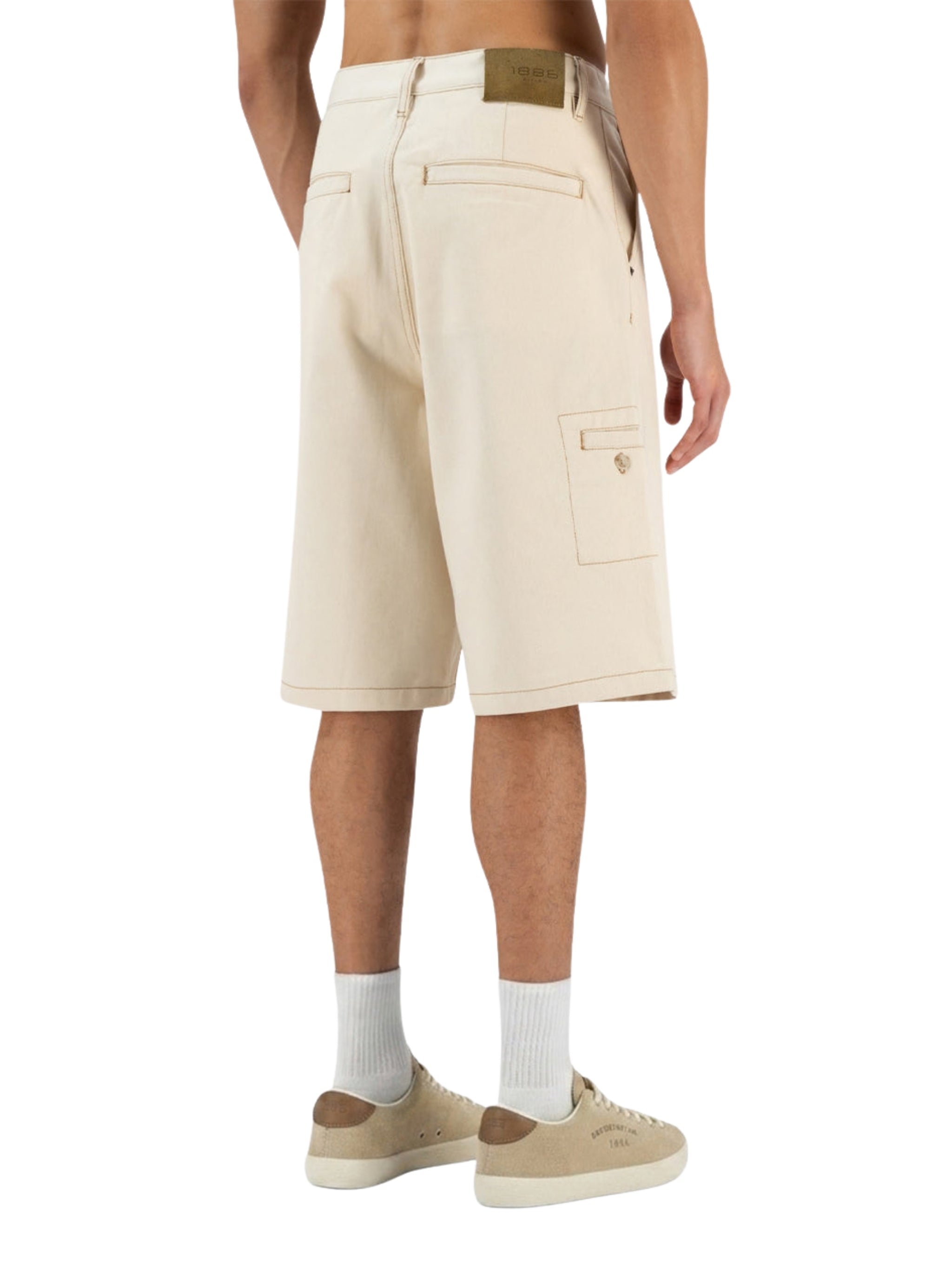 The stitched denim shorts